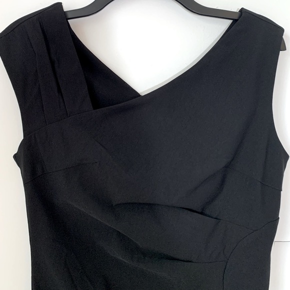 Muxxn Retro Bodycon LBD Dress in Black - Picture 4 of 12